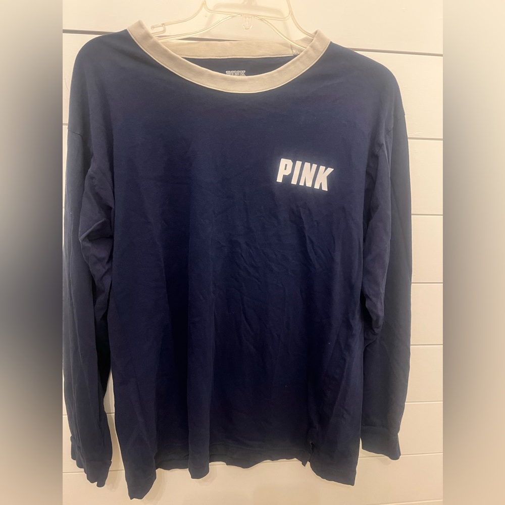Pink by Victoria secret‎ long sleeve shirt 
Size medium